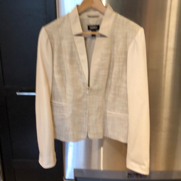 Leather/Linen Dress Suit - Picture 5 of 6